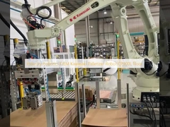 Ngành công nghiệp Robot OEM Kawasaki Palletizer Robot CP300L sàn